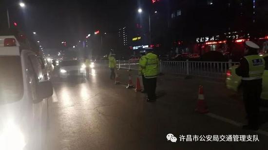 胆太大!禹州两位女司机酒驾 交警果断查获 胆太大!禹州两位女司机酒驾 交警果断查获