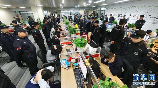 许昌警方破获一起特大电信诈骗案，公民被骗45万