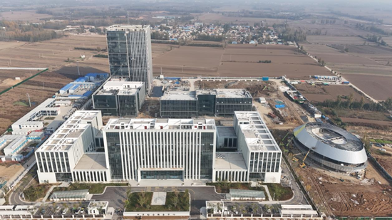 枢纽服务中心项目航拍图