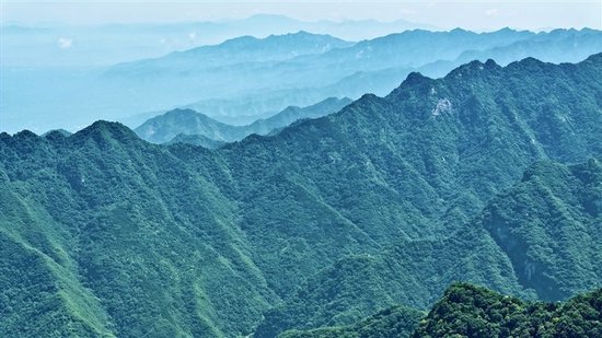 冬日小秦岭风光。 本报全媒体记者 王富晓 摄