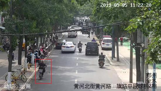 ——七旬老翁拄拐,盗车屡教不改