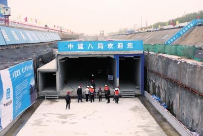 已经建成的综合管廊,从左到右依次是天然气舱、综合舱、电力舱