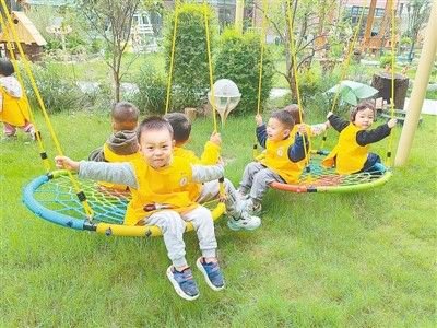 郑东新区安和幼儿园 幼儿户外活动尽享阳光