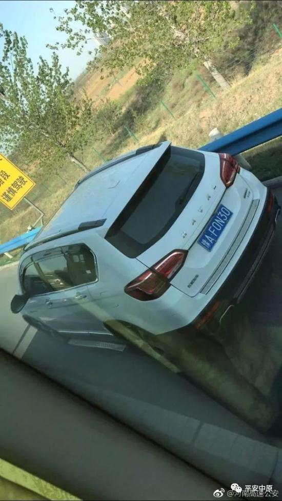 （京港澳高速鄭州段違法占用應急車道車輛曝光）