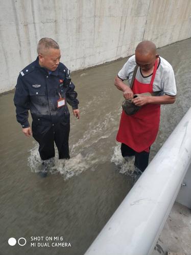 �������������ˮ ֣������ˮ300�׾ȳ���������