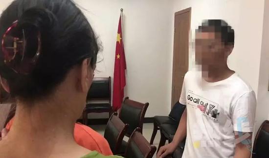 涉事老师向孩子和家属当面道歉 陕西都市快报微信公号 图