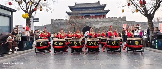 节气鼓表演。商丘市气象局供图