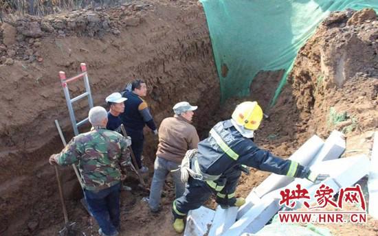 郾城大隊趕到現場后立即打開設備，將現場圖像傳至指揮中心。