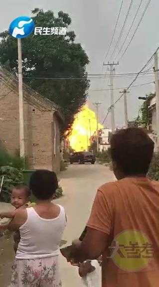 事故發(fā)生后，武陟縣公安消防大隊(duì)、大封派出所民警立即趕到現(xiàn)場(chǎng)處置。