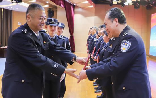 河南警察学院隆重庆祝首个中国人民警察节