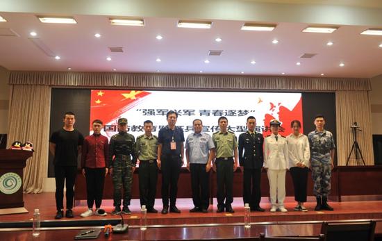 河南应用技术职业学院:强军兴军、青春逐梦