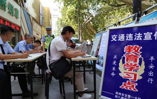 ֣ݵ綯ʻԱע нͨΥ""