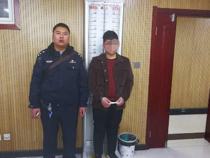 汤阴警方春节期间抓获两名网上逃犯