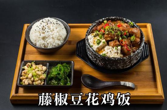 來自四川的井水豆花，在鄭州也能吃到了！你知道嗎？