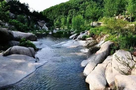 地址:平顶山市鲁山县尧山镇。
