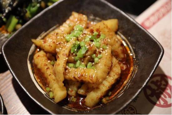 來自四川的井水豆花，在鄭州也能吃到了！你知道嗎？