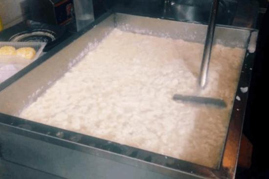 來自四川的井水豆花，在鄭州也能吃到了！你知道嗎？