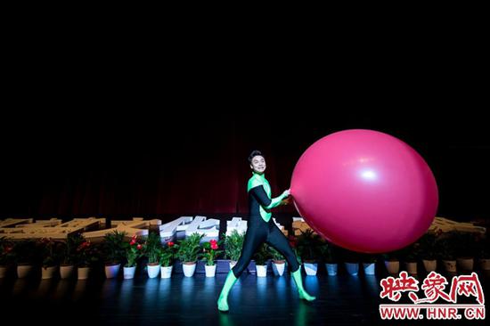 最具影响力新锐气球达人李梓豪