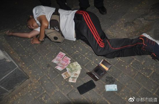 ֣�����ӿ����籭����·�� ���ﲻͣ������ˡ�