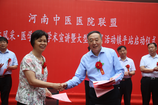 签订九三学社结对活动协议书