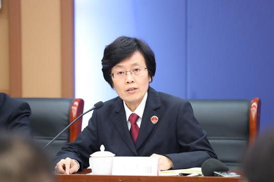 河南省檢察院民事行政檢察處處長牛曉麗