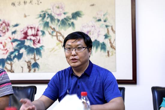 河南大學新聞與傳播學院院長楊萌芽院長