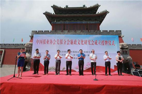 �й���ҵЭ�ᵳ���ֻ������Ļ��о����ڿ��������������ʱ�������Ļ���..