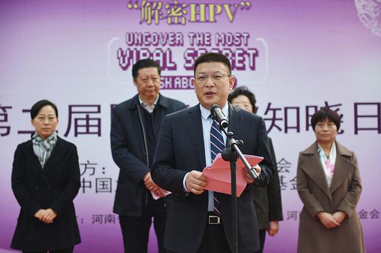 河南省肿瘤医院党委书记、院长张建功