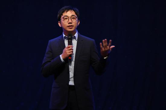 吉玛特老总_泡泡玛特