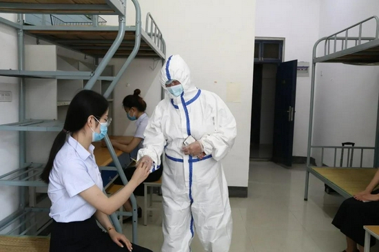 体温异常者复测体温