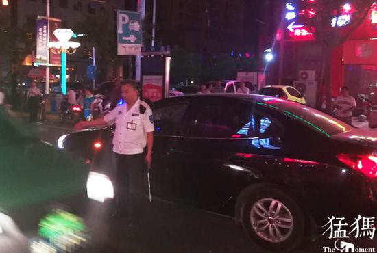 Ԫ֣ͣ˾շԱϵת˸Ȧ