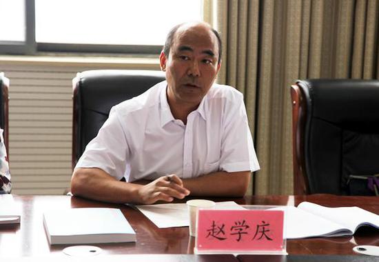 民进省委常委、民进郑州市委主委赵学庆讲话。