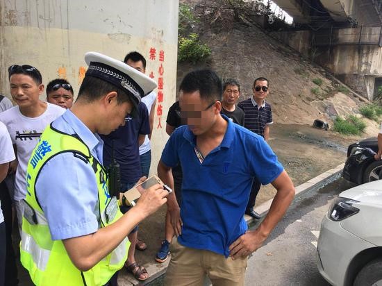 ֣ݽϲ齻ͨΥ 񾯶ֱ