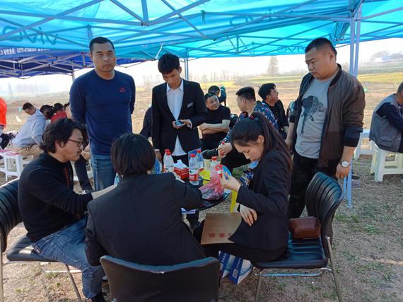 跃跃欲试的试乘试驾准车主们