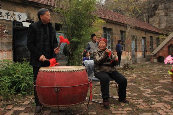 施家溝民俗表演