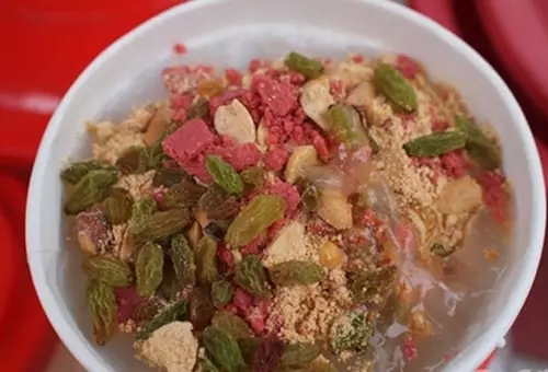 风靡信阳街头的七种冬季小吃约吗