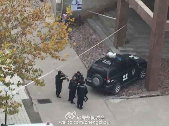河南高校劫持人質事件現場圖