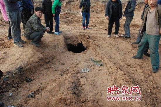 沁阳发现一座东汉土洞墓