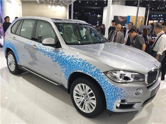 宝马新车:X5 xDrive40e