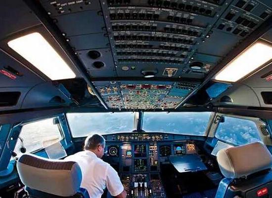 假如省長乘坐直升飛機看河南