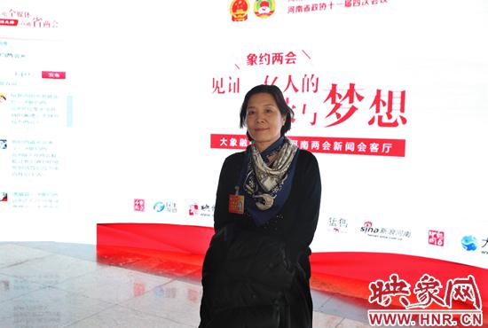 河南政协委员王慧君看病难主要是到大医院看病难