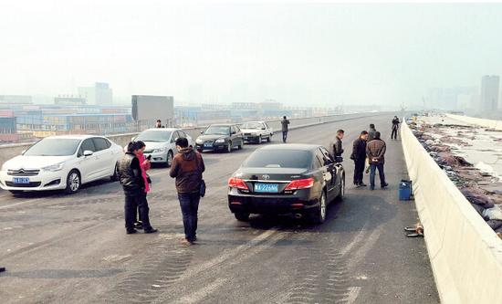 南三环高架可直达机场高速