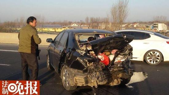 高速發生嚴重車禍