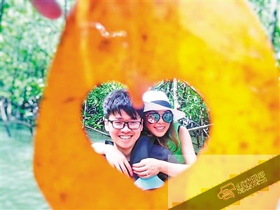 小李在朋友圈里晒照片求点赞,得到许多人的鼓励。 受访者供图