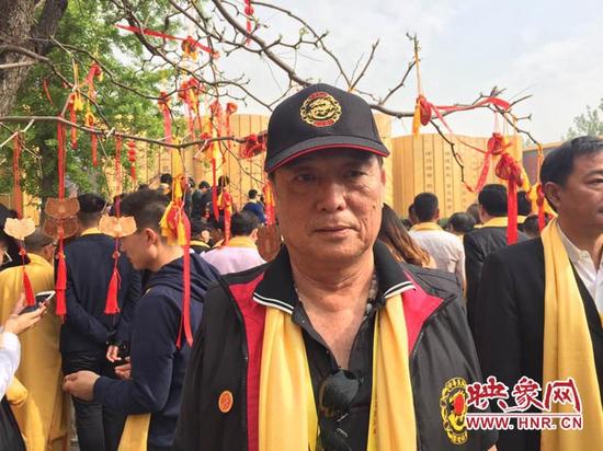 台湾同胞带着母亲遗愿回河南