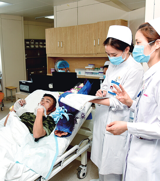 鄭州小夫妻吵架引燃燃氣爆炸