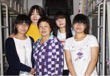 河南大学现五个全研宿舍 考研秘笈曝光(图)