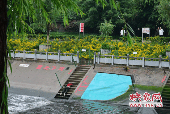 鄭州熊兒河現一具女尸