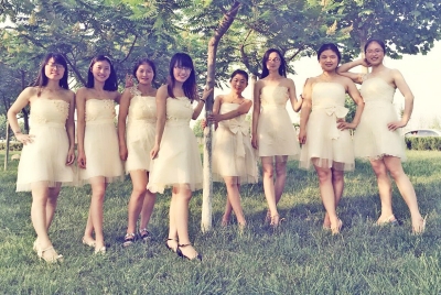 8姐妹合影受访者供图