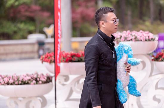 小绵羊张艺兴爱上小马甲